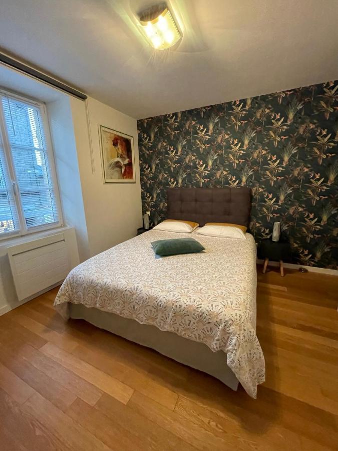 Chez Cathy Et Leo Bed & Breakfast Dinan Bagian luar foto